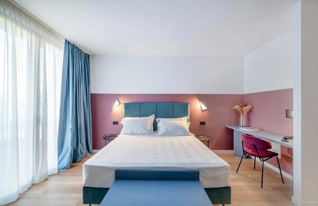 Biscardi Hotel-1